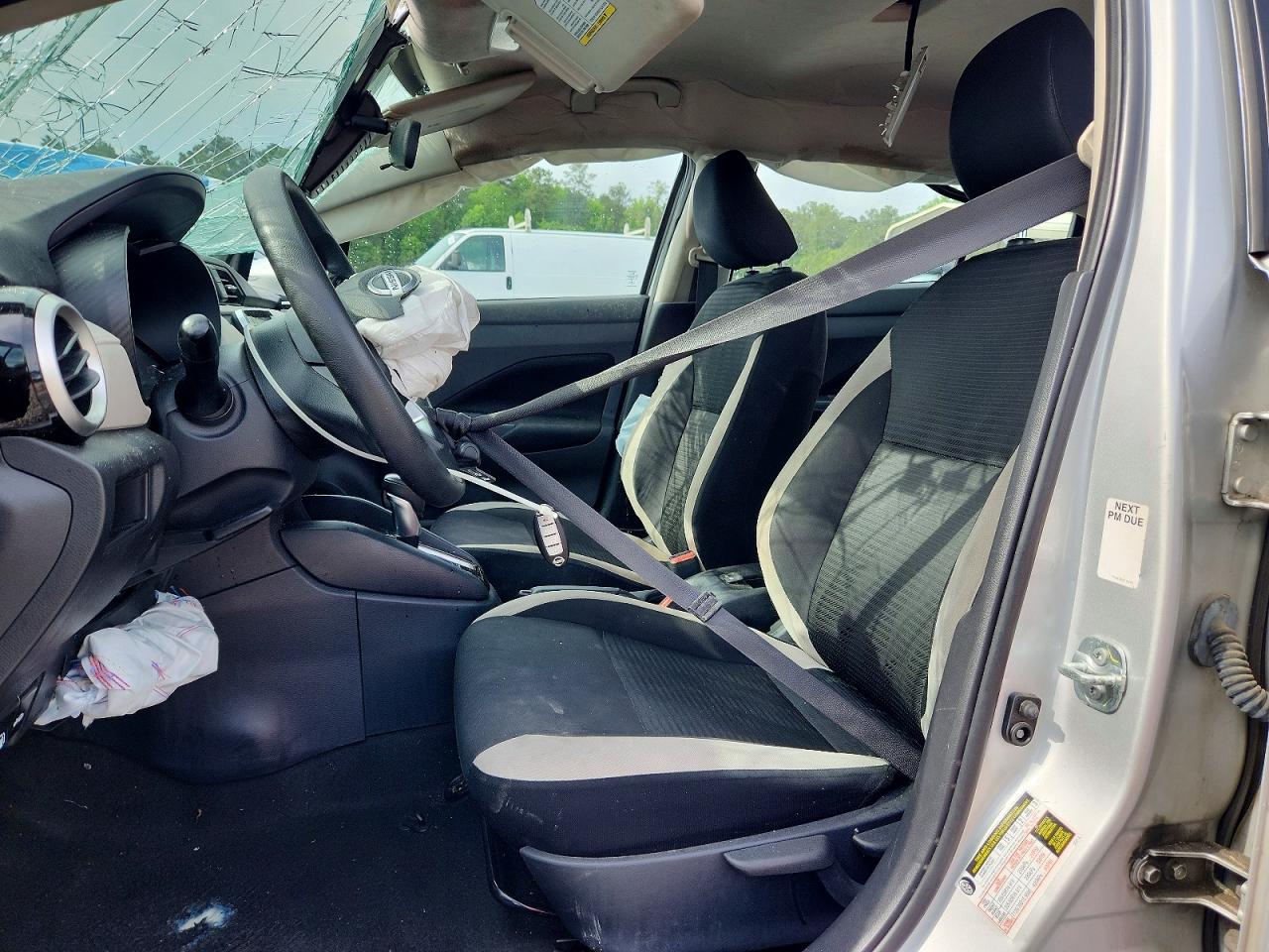 NISSAN VERSA 2021 — 8