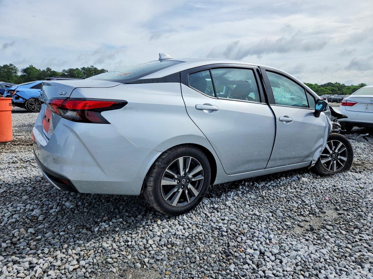 NISSAN VERSA 2021 — 4