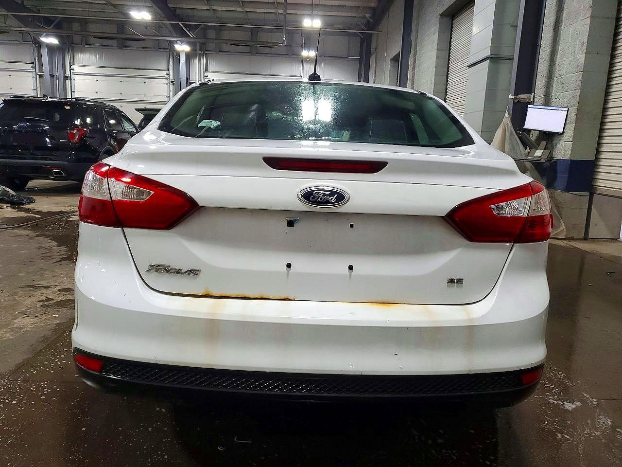 FORD FOCUS 2014 — 7
