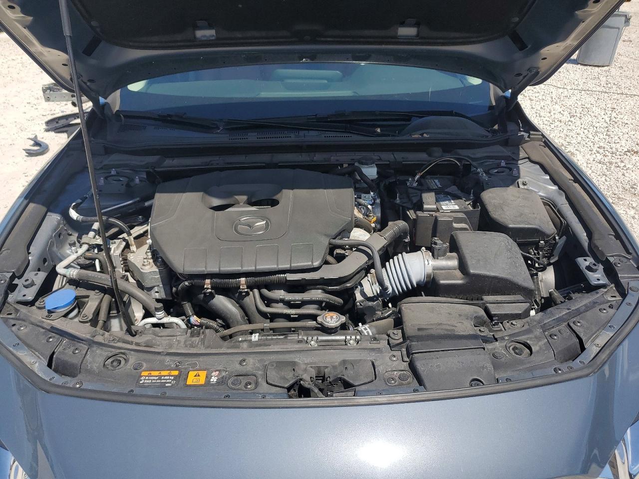 MAZDA 3 2024 — 12