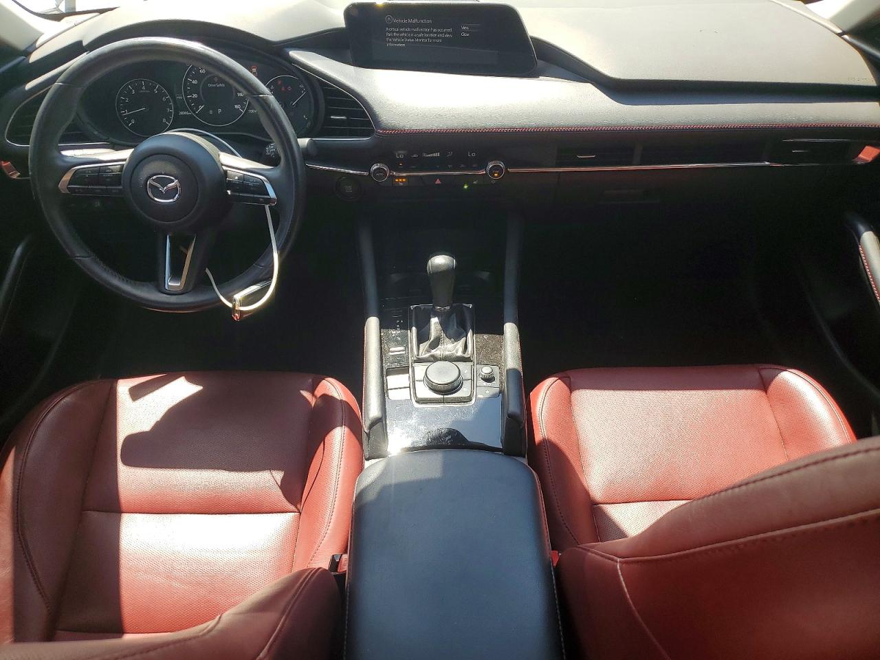 MAZDA 3 2024 — 9