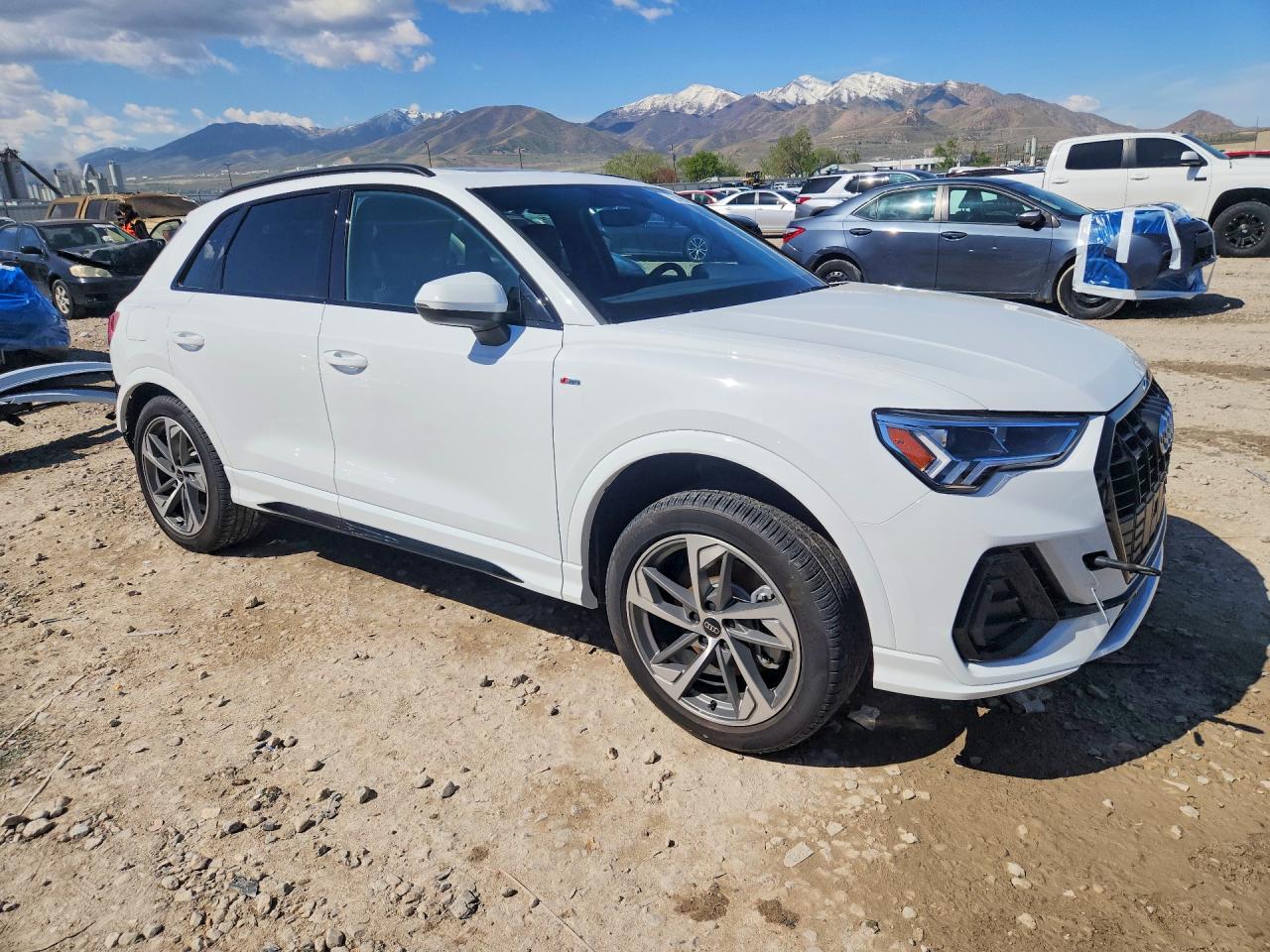 AUDI Q3 2025 — 5