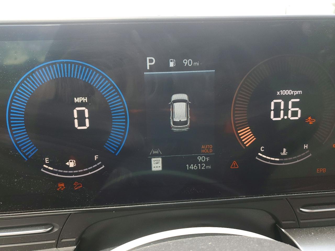 HYUNDAI KONA 2025 — 10