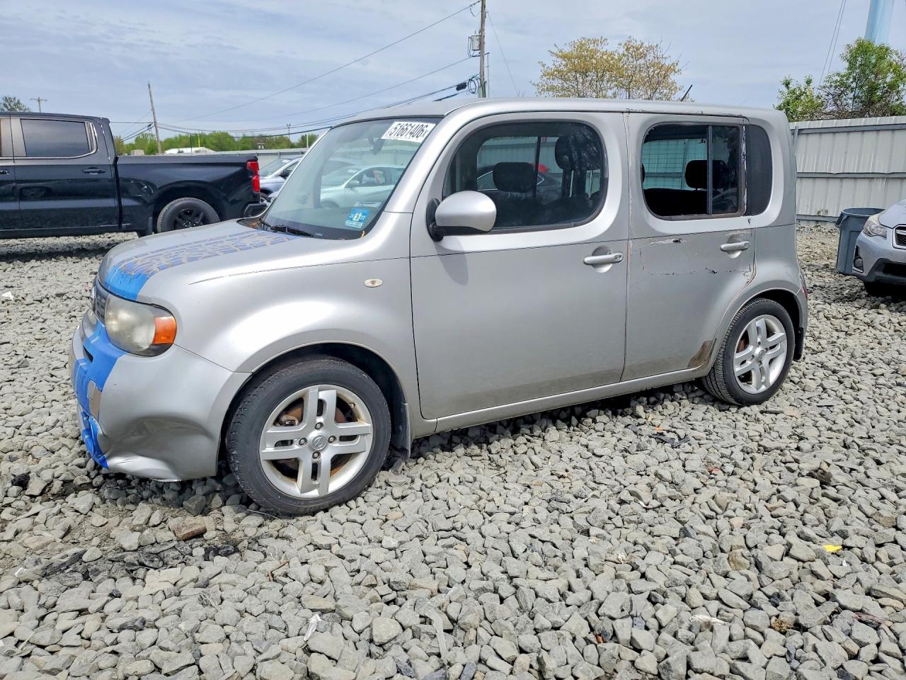 2010 NISS CUBE