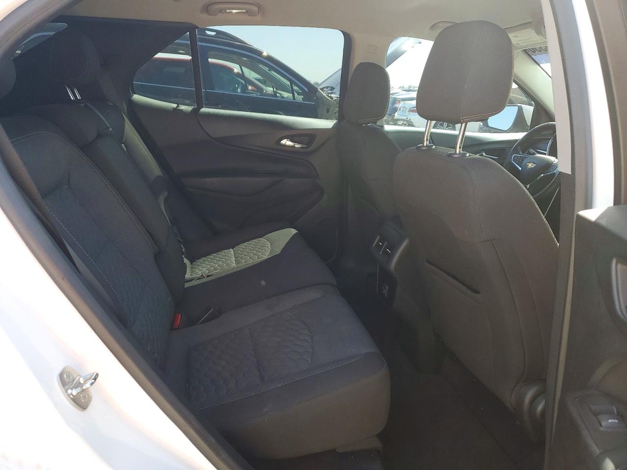 CHEVROLET EQUINOX 2021 — 11