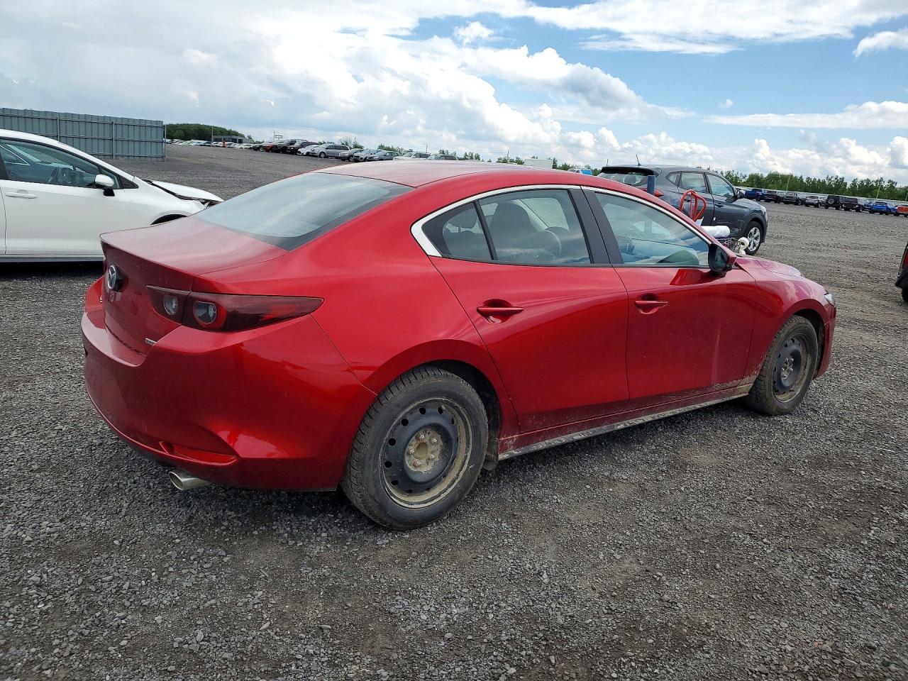 MAZDA 3 2025 — 4