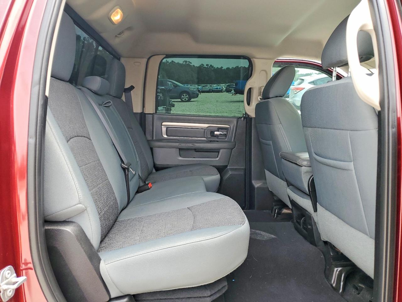 RAM 1500 2016 — 11