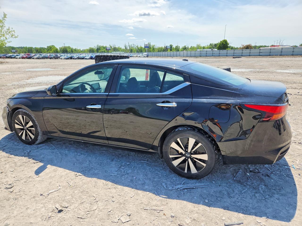 NISSAN ALTIMA 2021 — 3