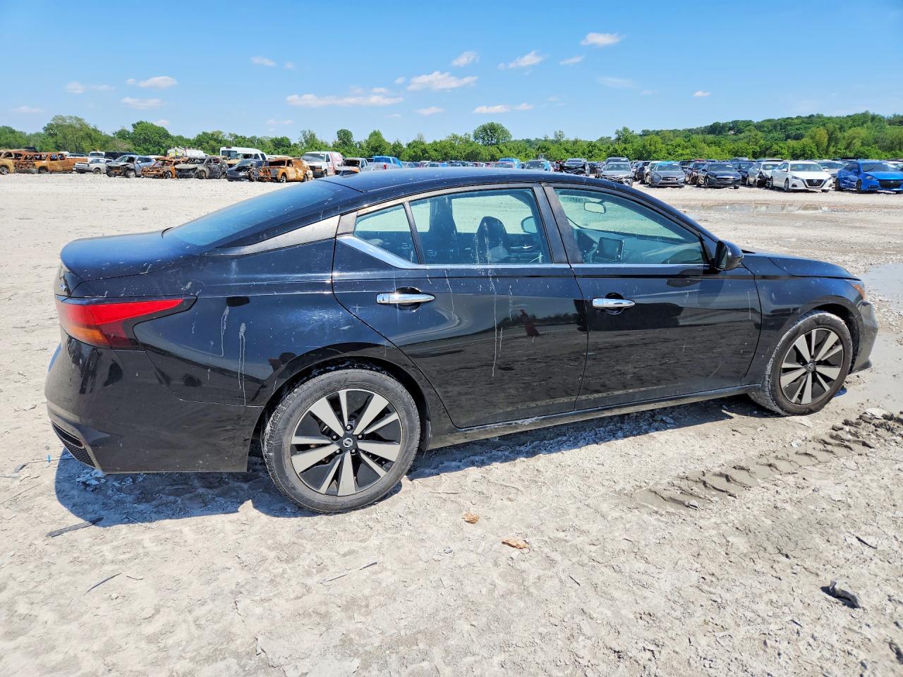 NISSAN ALTIMA 2021 — 4