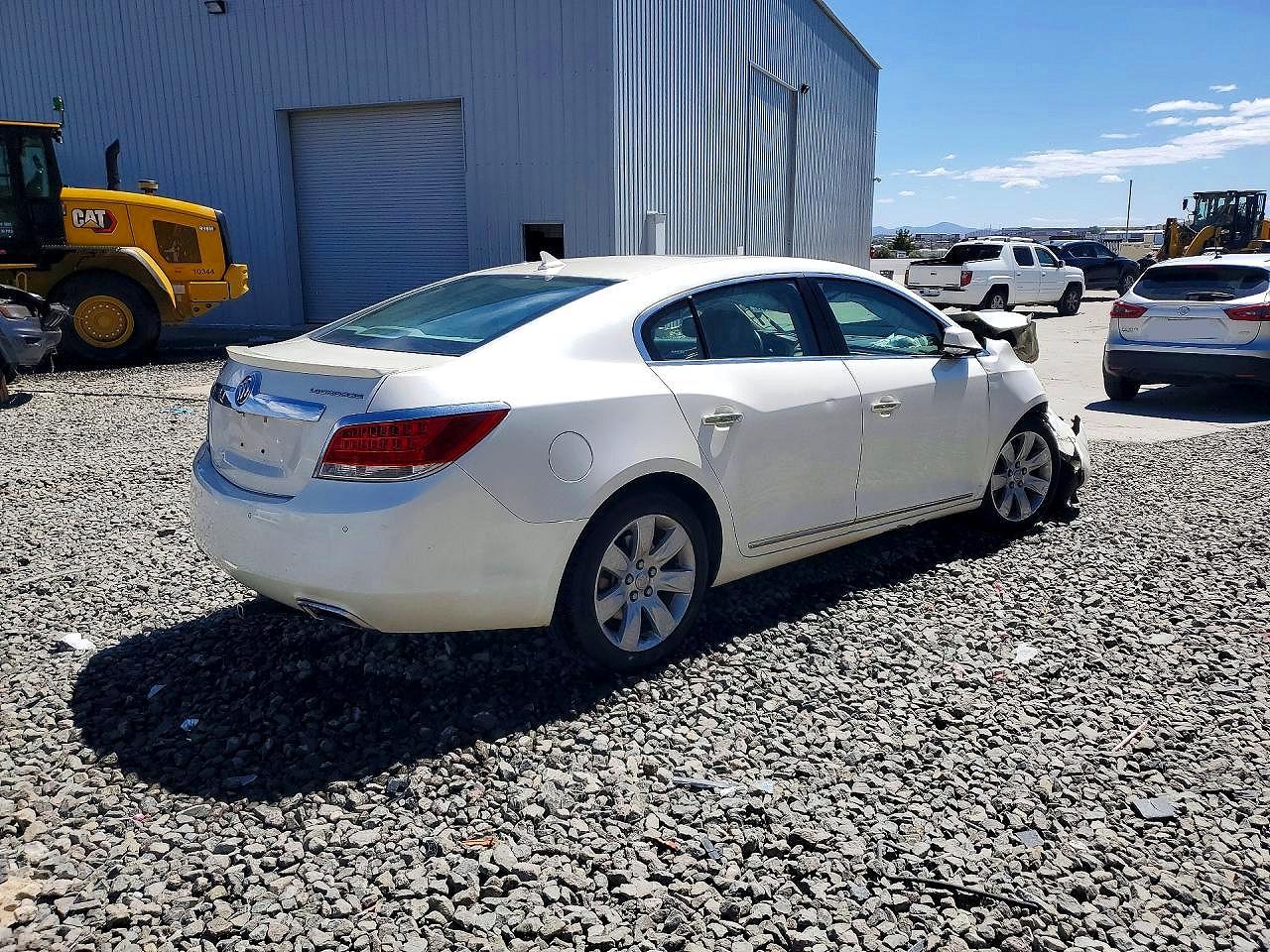 BUICK LACROSSE 2013 — 4