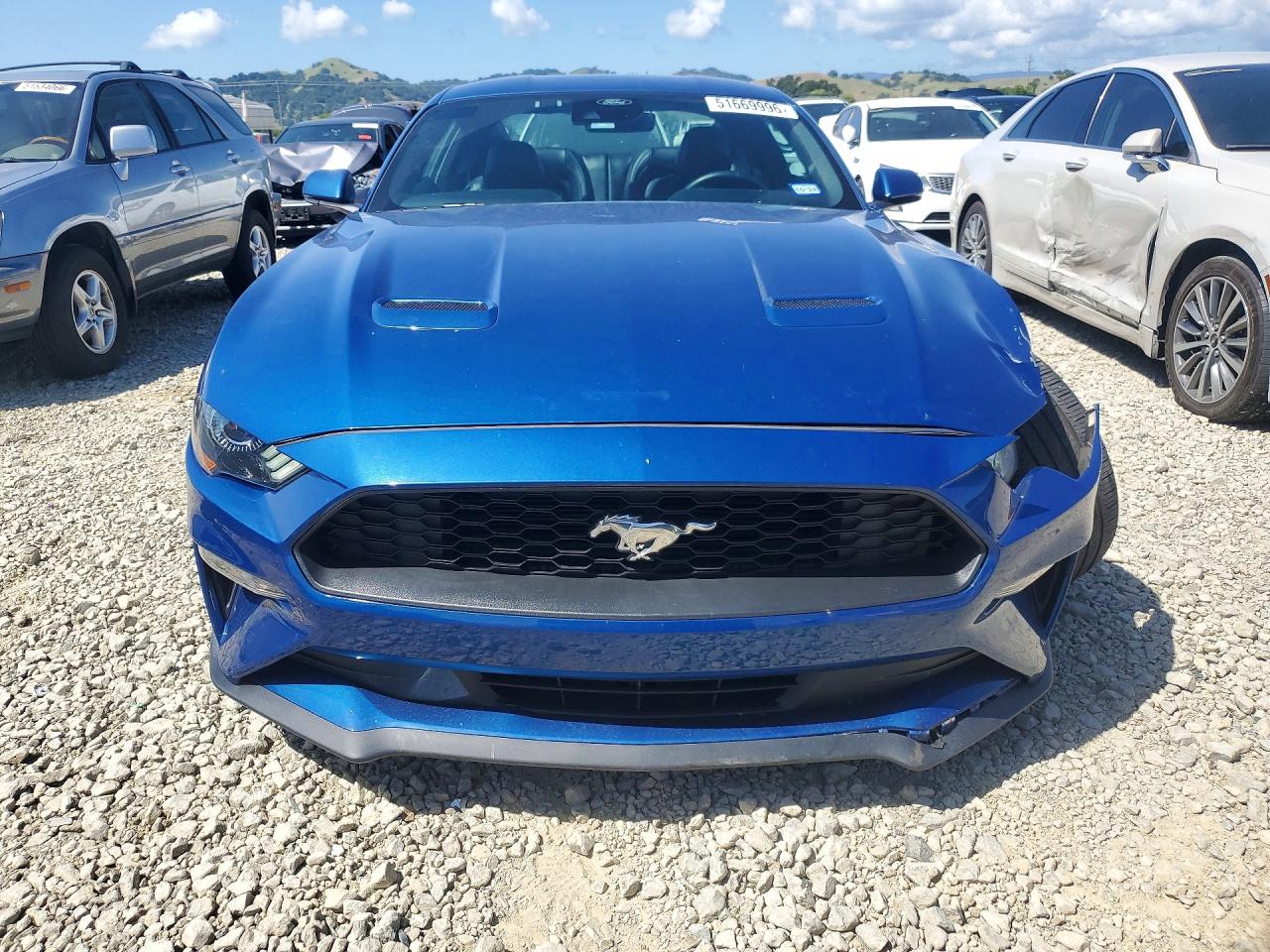 FORD MUSTANG 2022 — 6