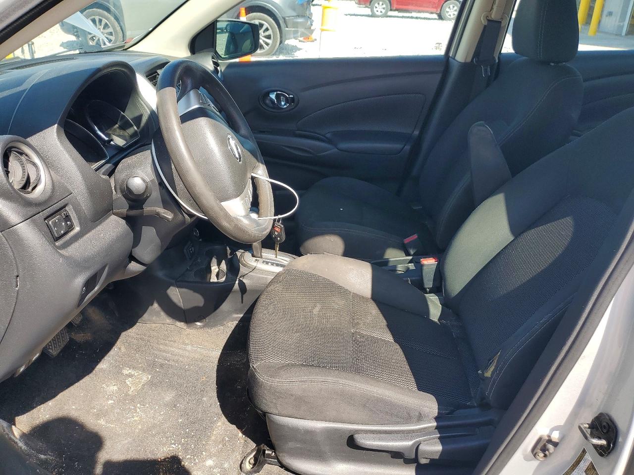 NISSAN VERSA 2019 — 8