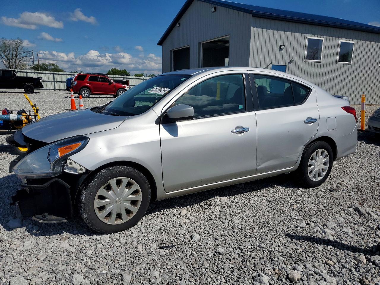 NISSAN VERSA 2019 — 2