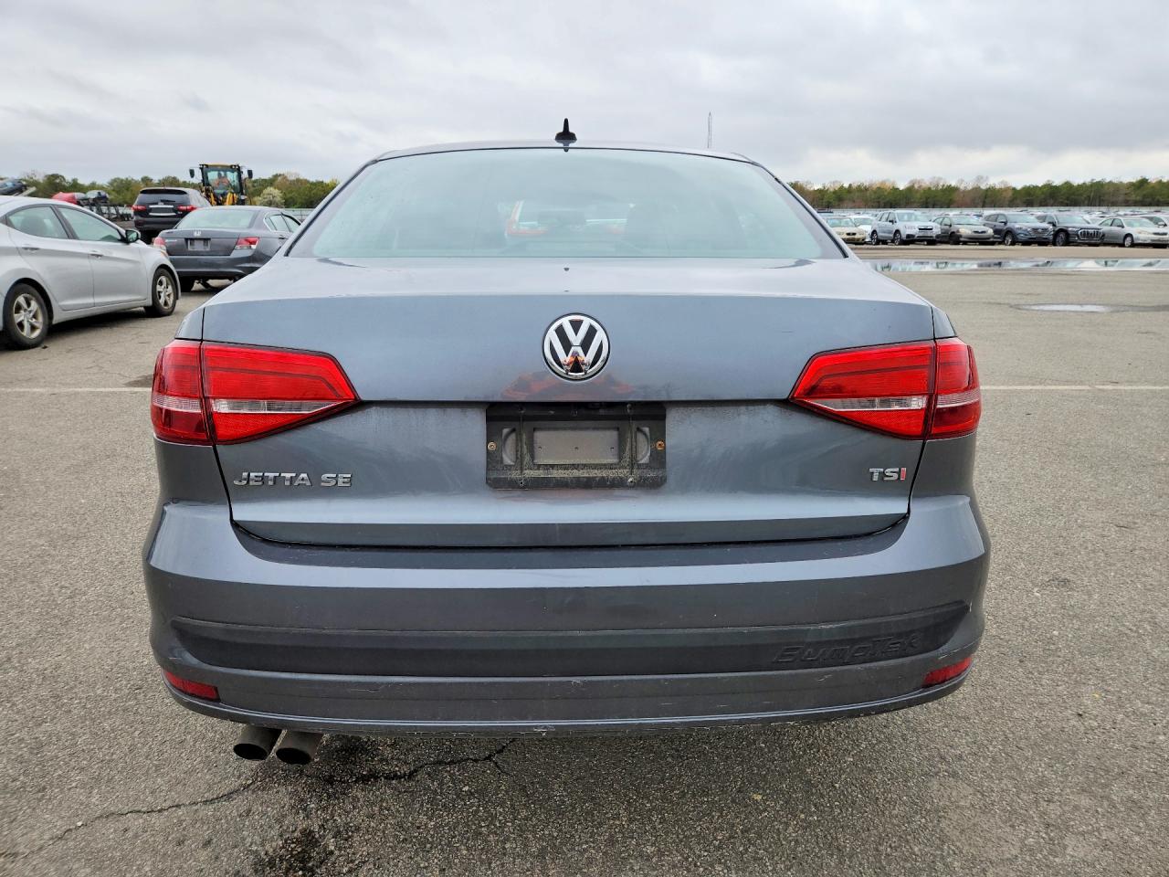 VOLKSWAGEN JETTA 2015 — 7