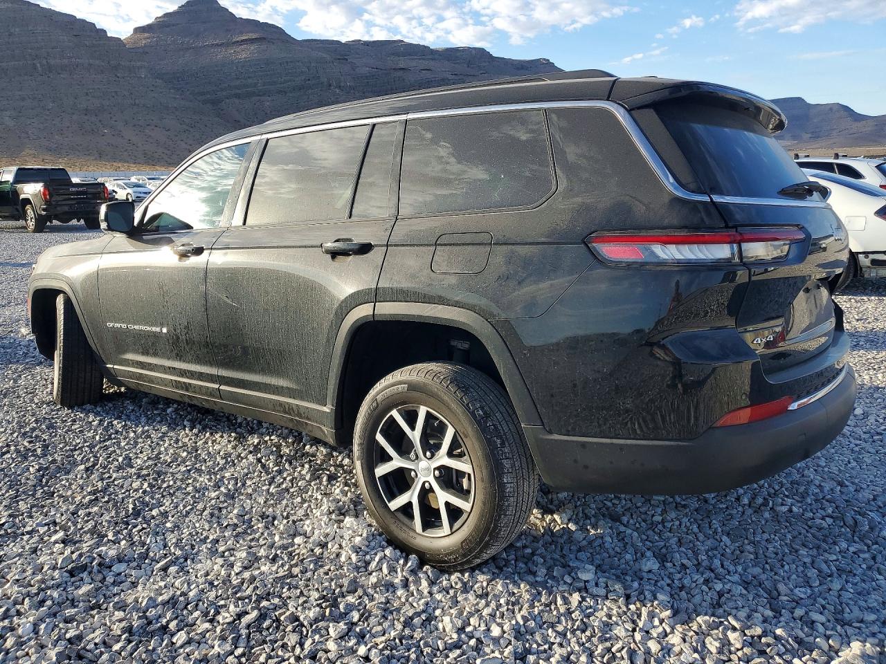 JEEP GRAND CHEROKEE 2024 — 3
