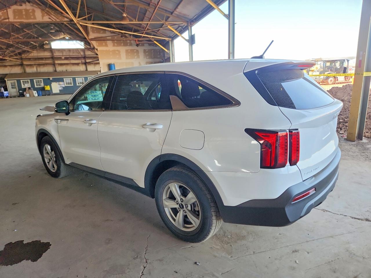 KIA SORENTO 2023 — 3
