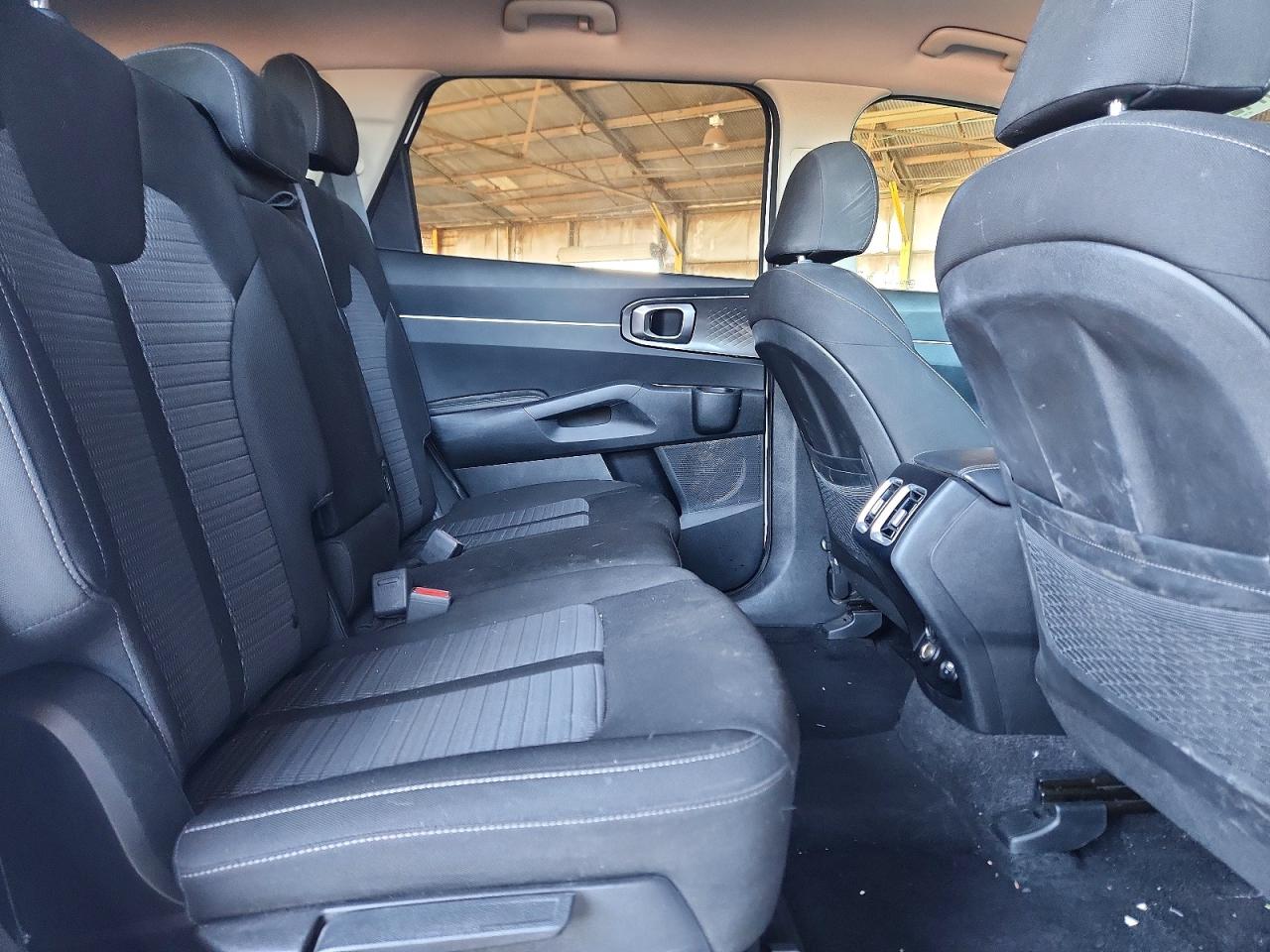KIA SORENTO 2023 — 12