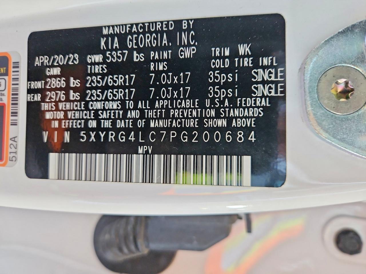 KIA SORENTO 2023 — 14