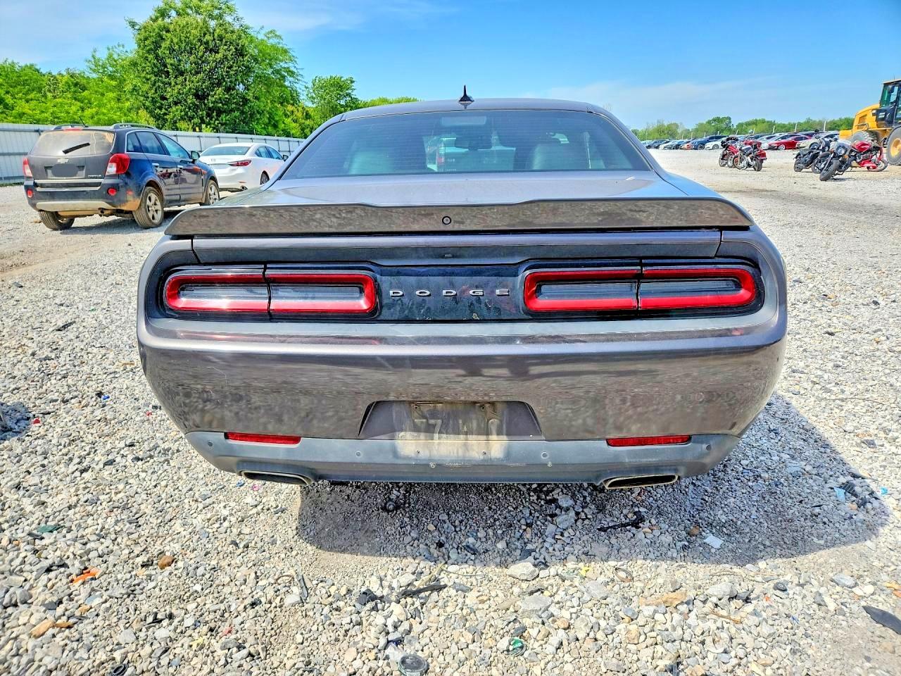 DODGE CHALLENGER 2016 — 7