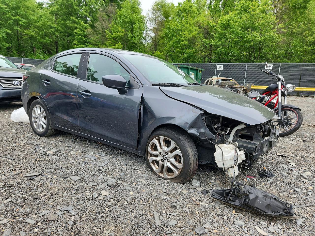 2018 TOYOTA YARIS IA BASE