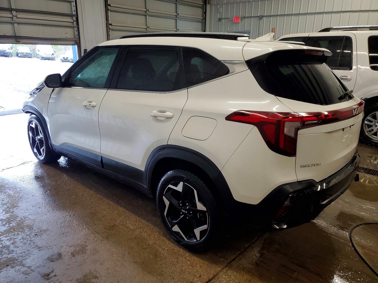KIA SELTOS 2024 — 3