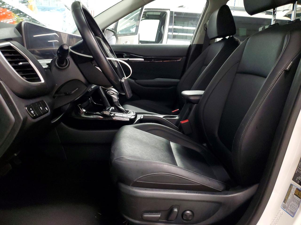 KIA SELTOS 2024 — 8