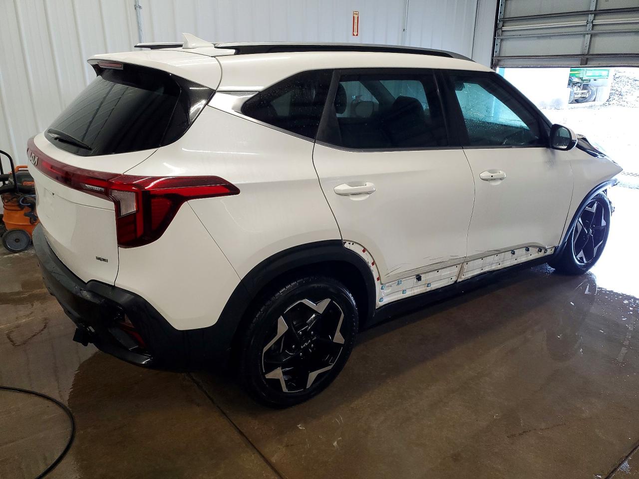 KIA SELTOS 2024 — 4