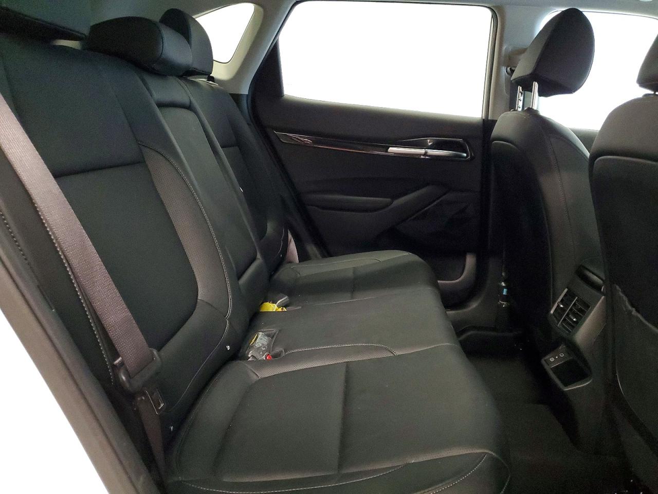 KIA SELTOS 2024 — 12