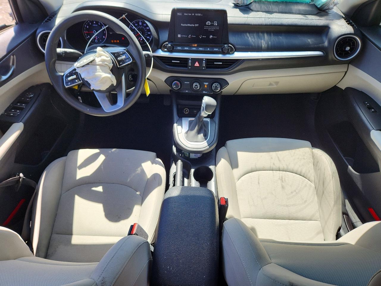 KIA FORTE 2022 — 9
