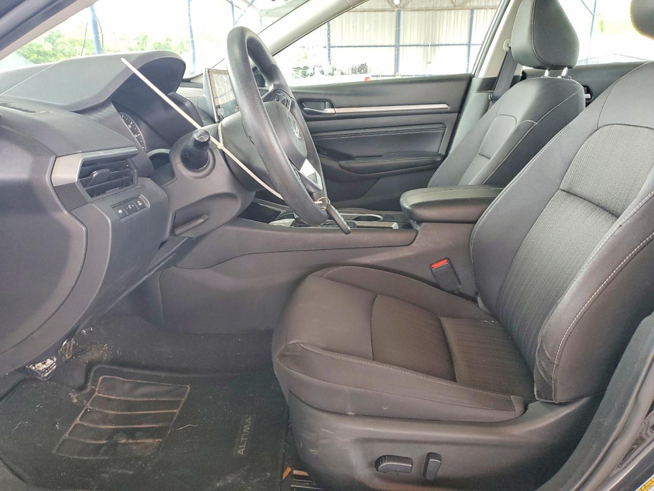 NISSAN ALTIMA 2021 — 8
