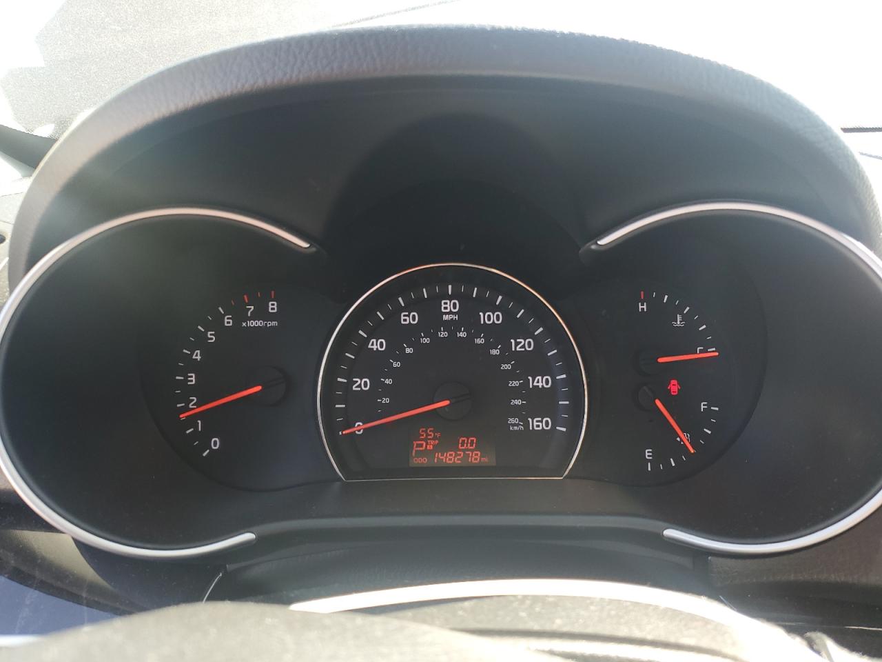 KIA SORENTO 2015 — 10