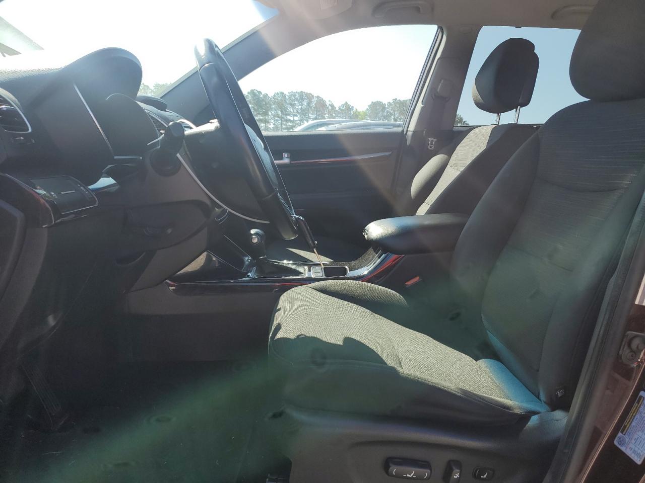 KIA SORENTO 2015 — 8
