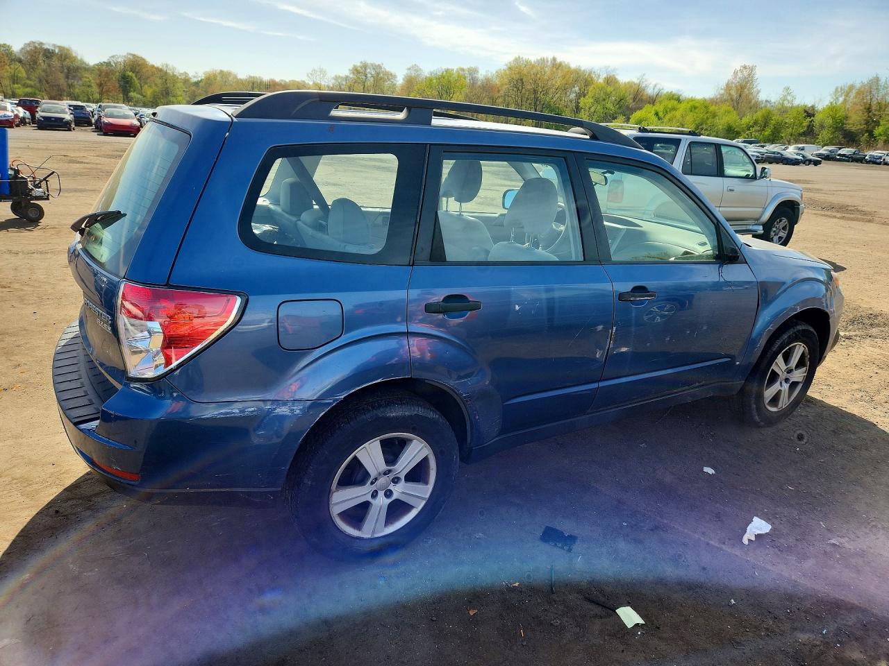 SUBARU FORESTER 2010 — 4