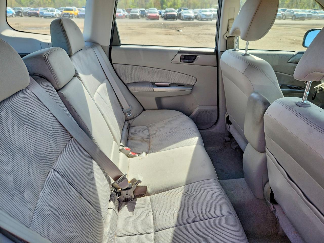 SUBARU FORESTER 2010 — 12