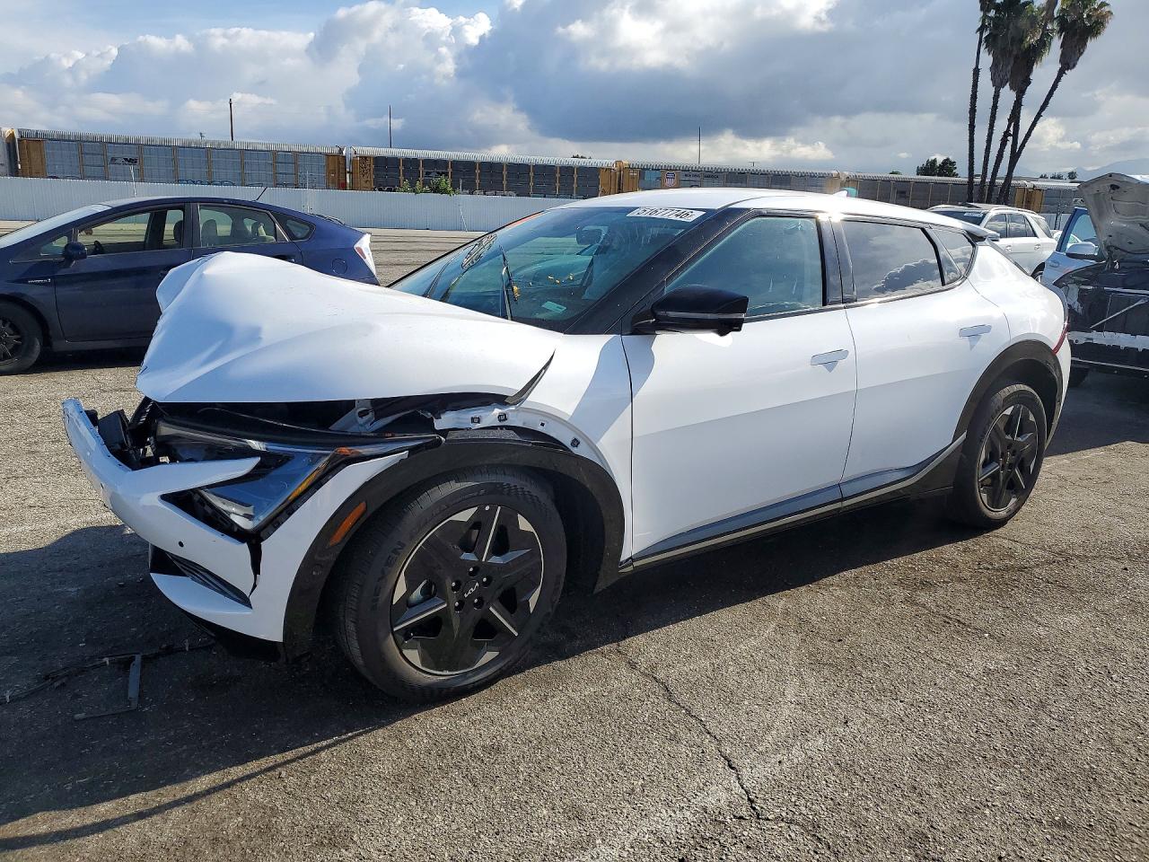 2025 KIA EV6 WIND