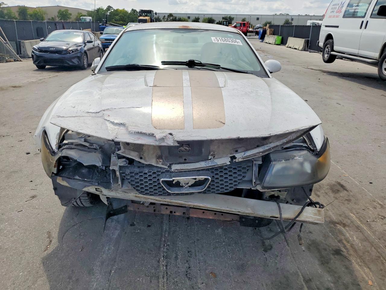 FORD MUSTANG 2004 — 6
