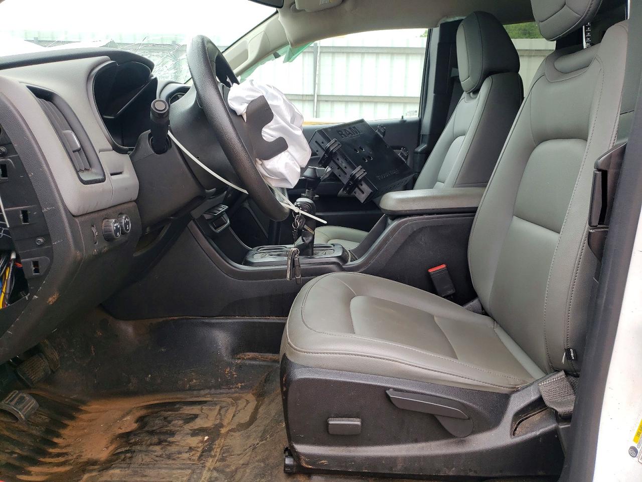 CHEV COLORADO 2021 — 8