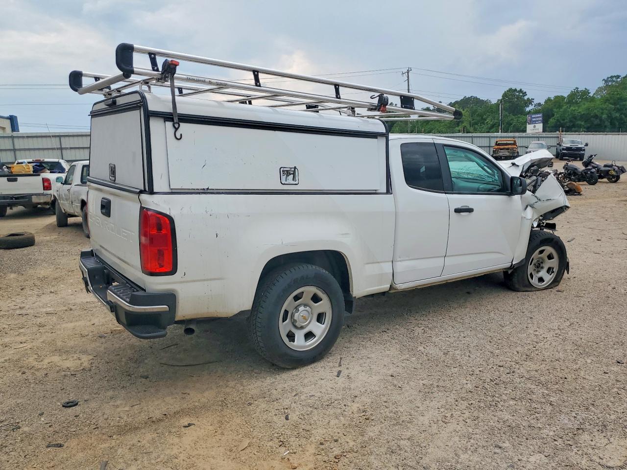 CHEV COLORADO 2021 — 4