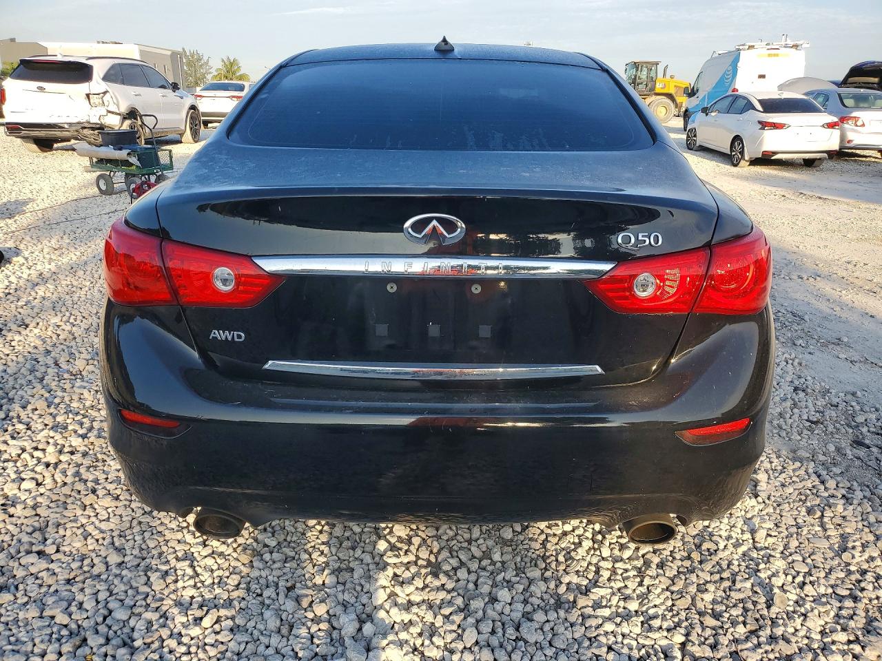 INFINITI Q50 2017 — 7