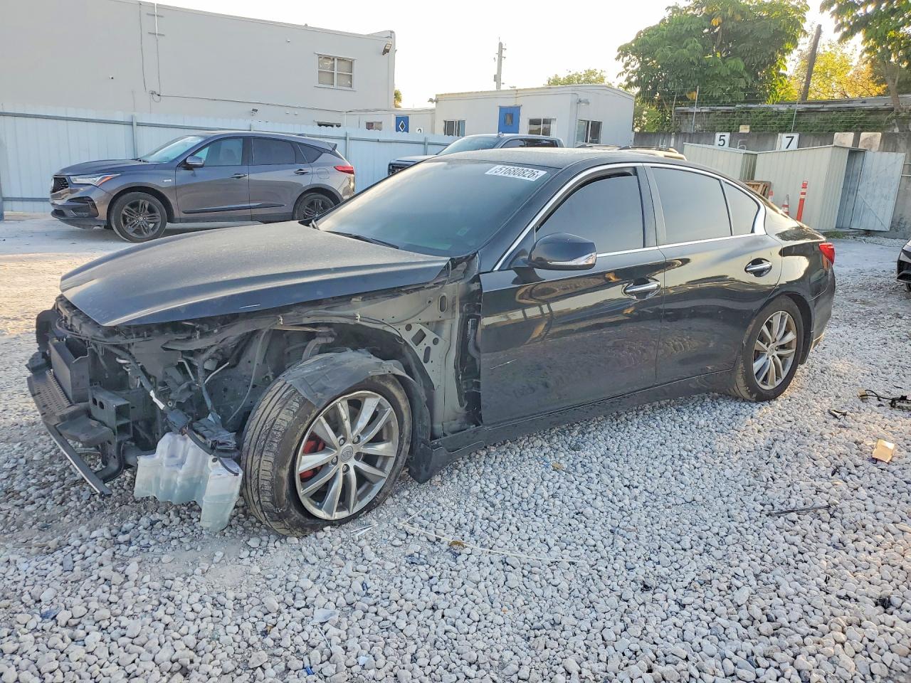 INFINITI Q50 2017 — 2