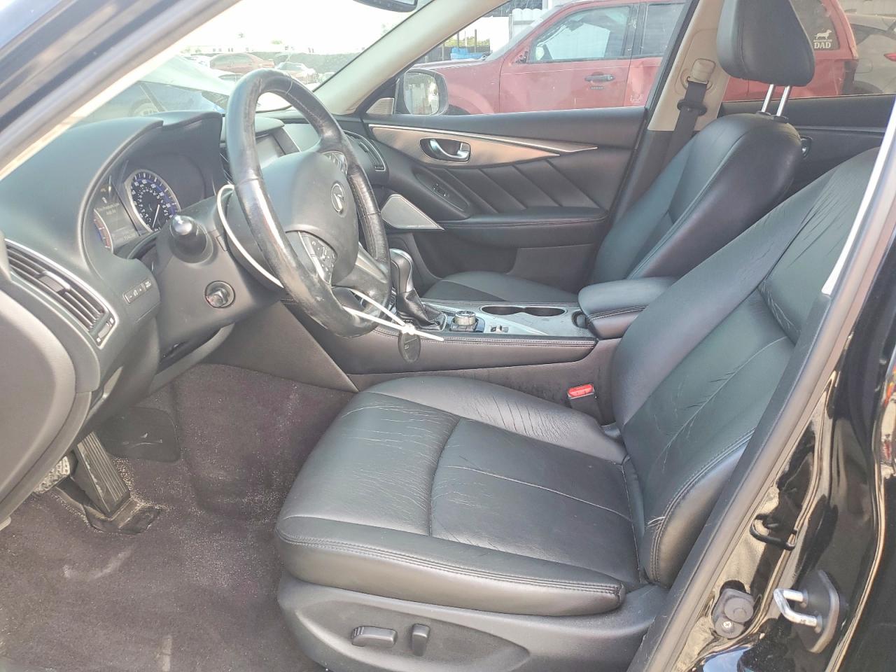 INFINITI Q50 2017 — 8