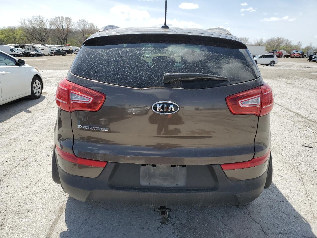 KIA SPORTAGE 2011 — 7