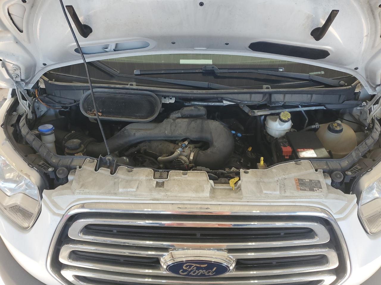 FORD TRANSIT 2017 — 13