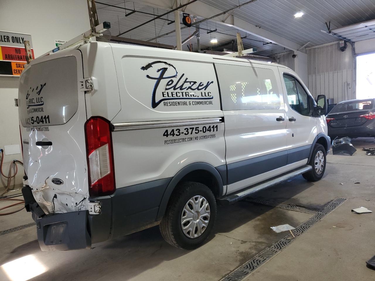 FORD TRANSIT 2017 — 4