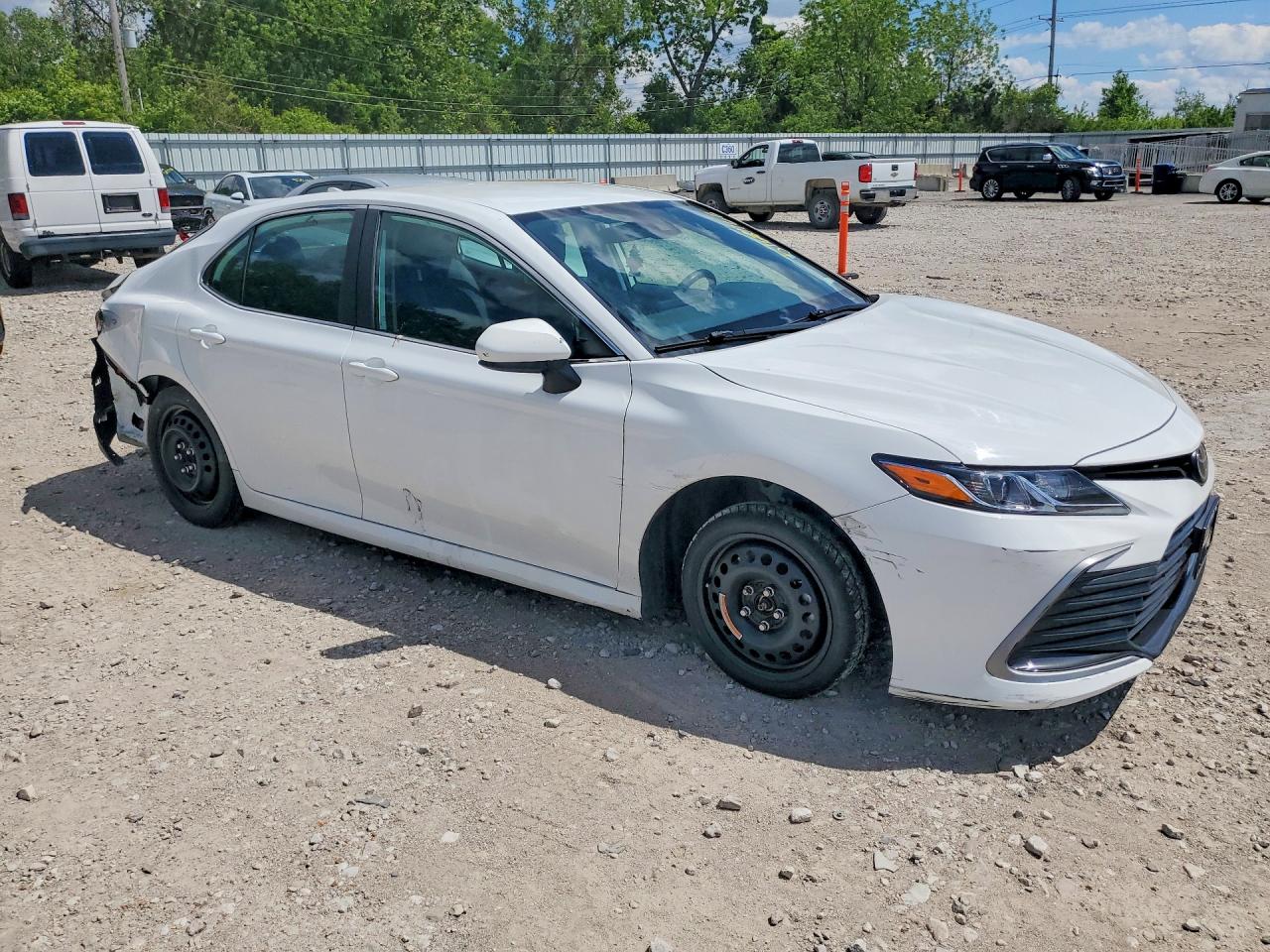 TOYOTA CAMRY 2024 — 5
