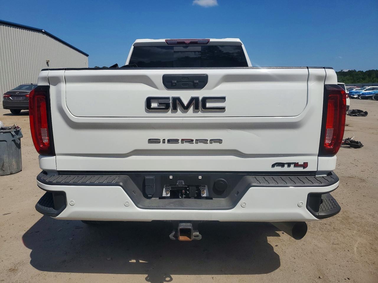 GMC SIERRA 2022 — 7