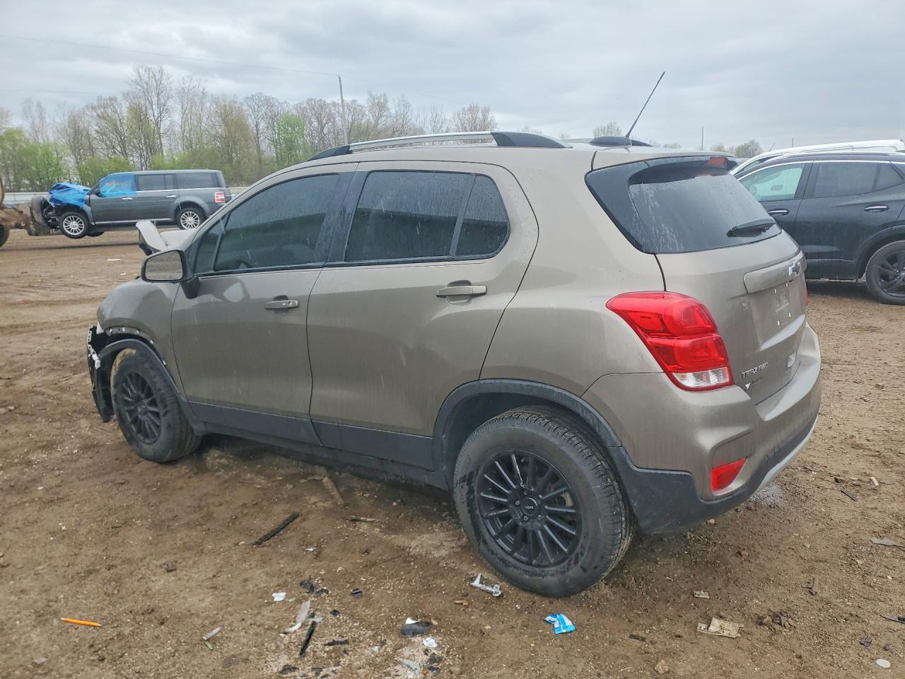 CHEVROLET TRAX 2021 — 3