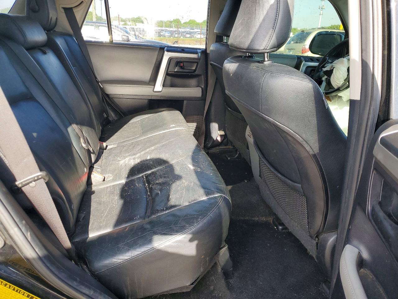 TOYOTA 4RUNNER 2013 — 12