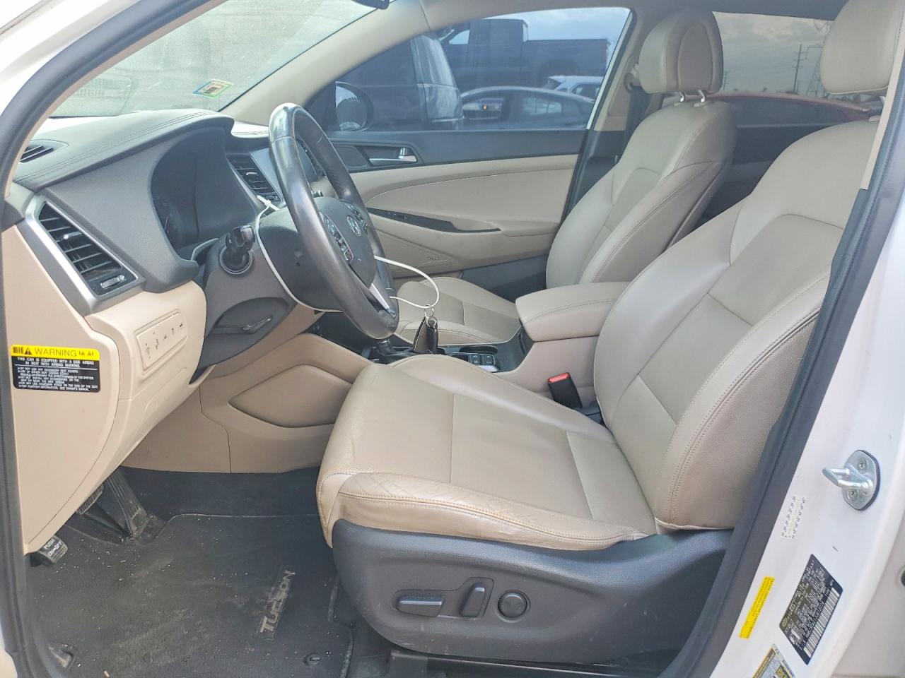 HYUNDAI TUCSON 2018 — 8