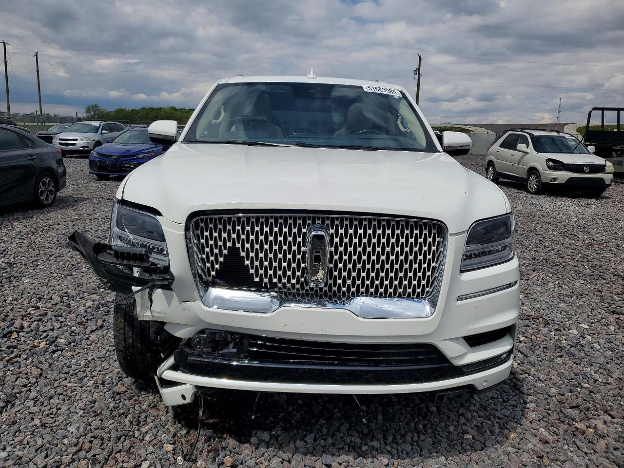 LINCOLN NAVIGATOR 2021 — 6